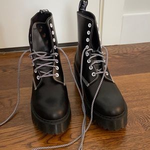 Dr.Marten platform boots